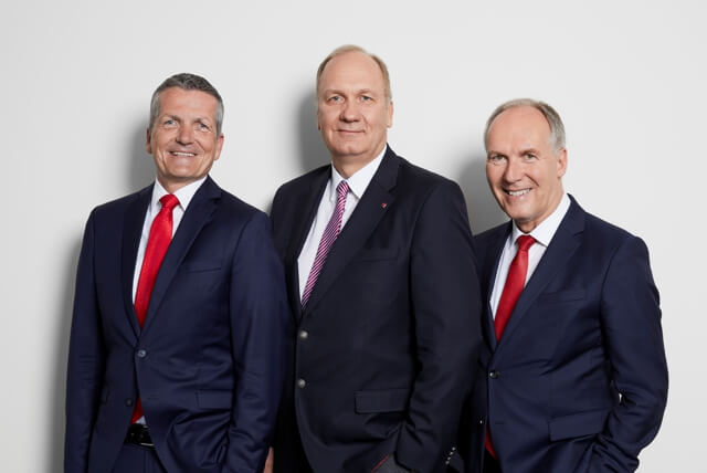 Neben dem Vorstandsvorsitzenden Jörg Tomalak-Plönzke und Andreas Heinsen wurde nun Marcus Hansen, zum neuen Vorstandsmitglied der ÖRAG bestellt.